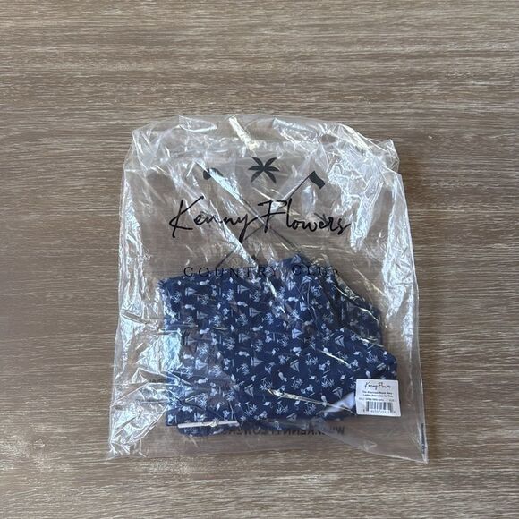 Kenny flowers THE‎ AFTERNOON ROUND
NAVY - LADIES SLEEVELESS GOLF POLO size L NWT - Picture 8 of 9